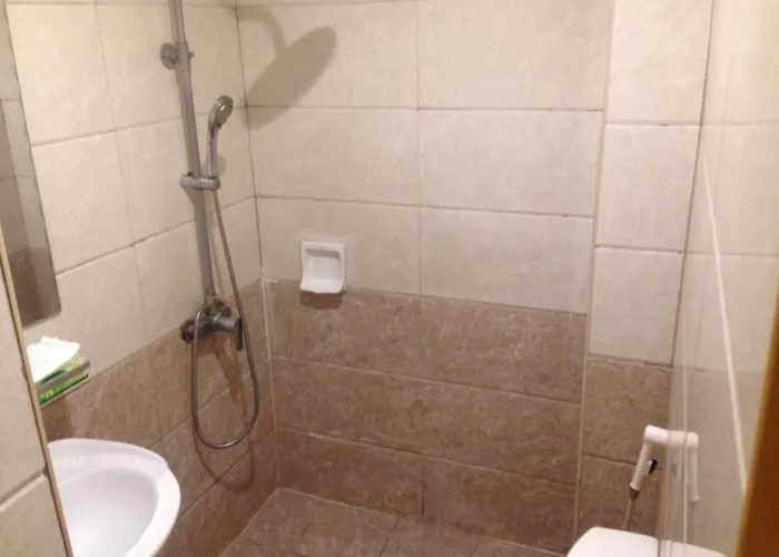Oyo 663 Paradise Apartelle Novaliches 2*